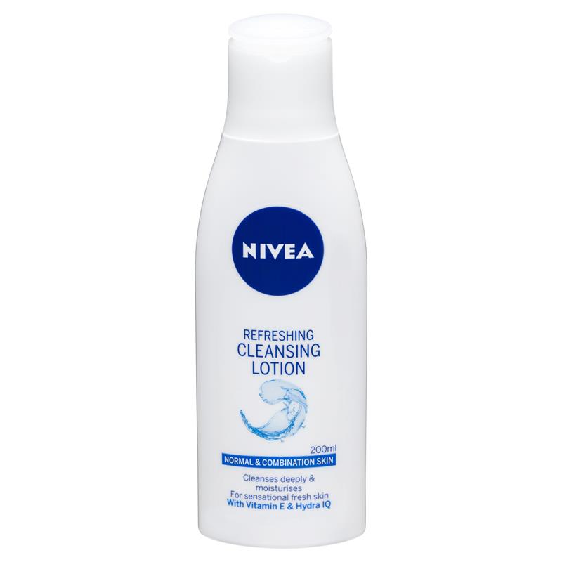 Nivea Daily Essential Refresh Cleanse Lotion 200Ml